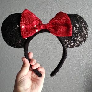 Disneyland Minnie Mouse Ears